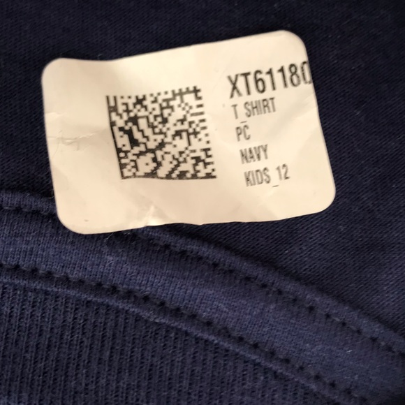 Women's Graphic T-shirt - Picture 5 of 7